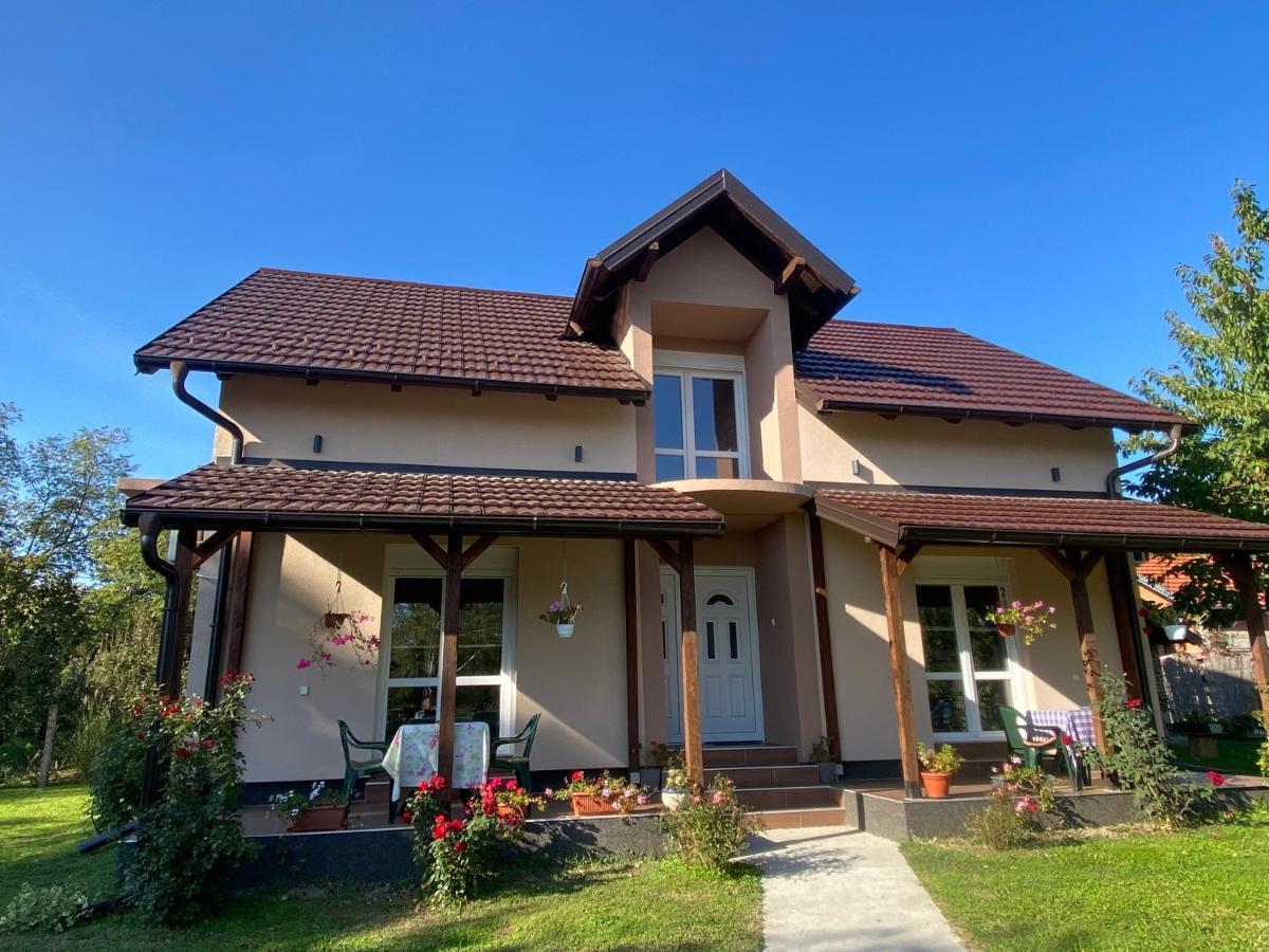 Kod Cika Brke Apartment Връдник Екстериор снимка